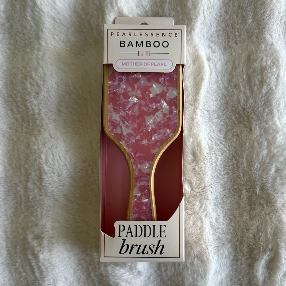 🆕 Pearlessence Bamboo Paddle Brush With Pink Mother Of Pearl!